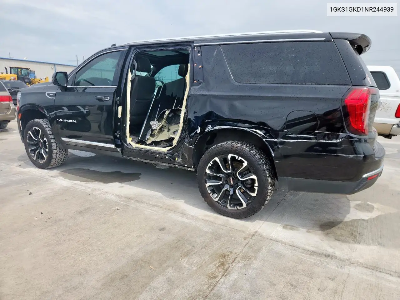 2022 GMC Yukon Xl C1500 Slt VIN: 1GKS1GKD1NR244939 Lot: 58986435