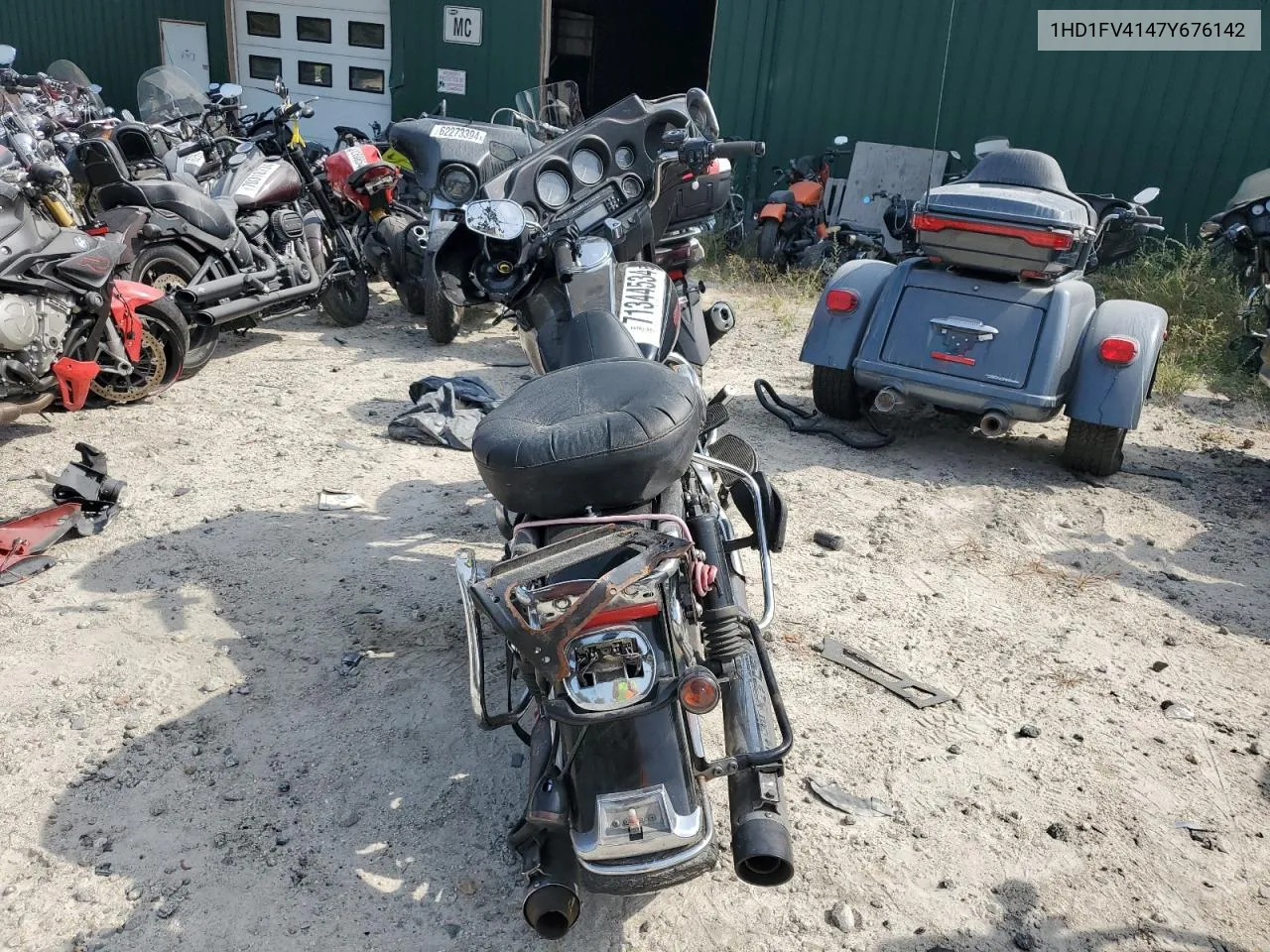 2007 Harley-Davidson Flht VIN: 1HD1FV4147Y676142 Lot: 71344534