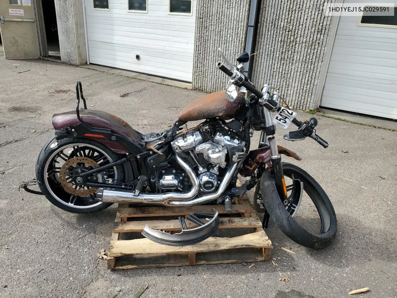 2018 Harley-Davidson Fxbr Breakout VIN: 1HD1YEJ15JC029591 Lot: 54729135