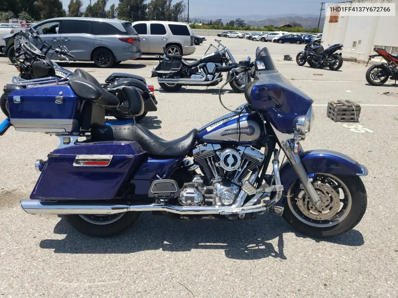 2007 Harley-Davidson Flht Classic VIN: 1HD1FF4137Y672766 Lot: 60699195