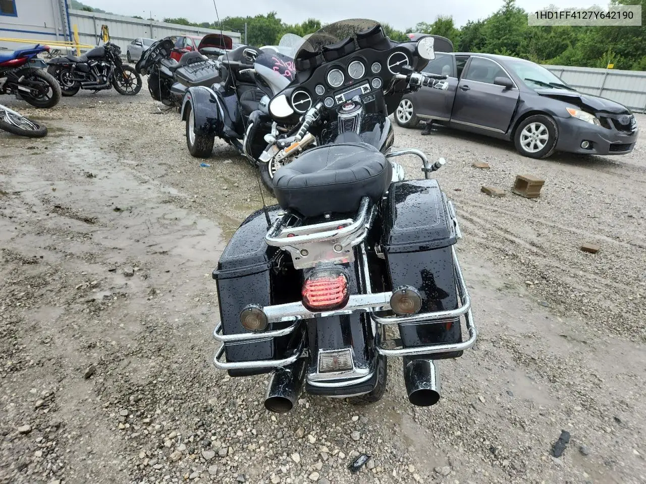 2007 Harley-Davidson Flht Classic VIN: 1HD1FF4127Y642190 Lot: 60717585