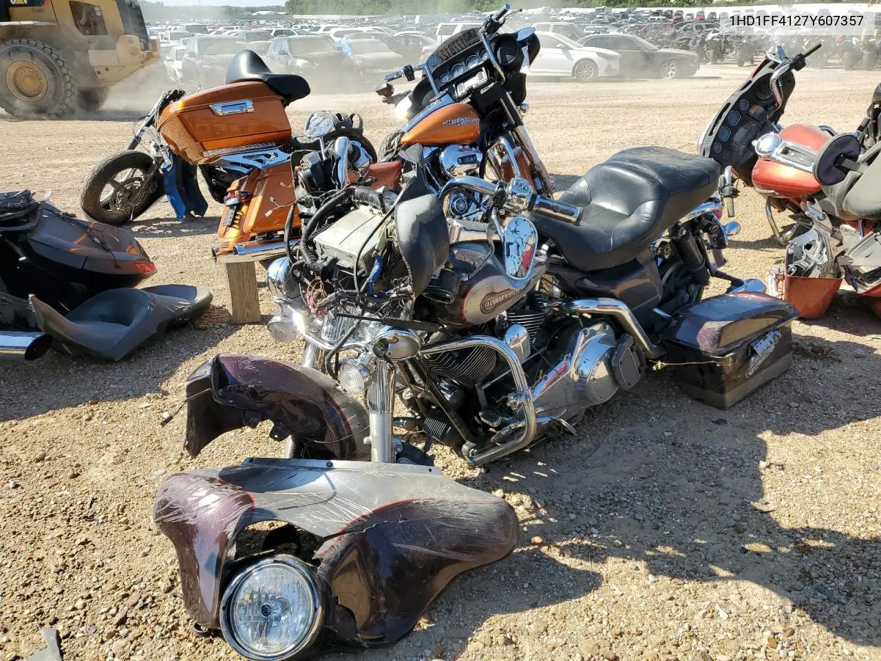 2007 Harley-Davidson Flht Classic VIN: 1HD1FF4127Y607357 Lot: 73166562