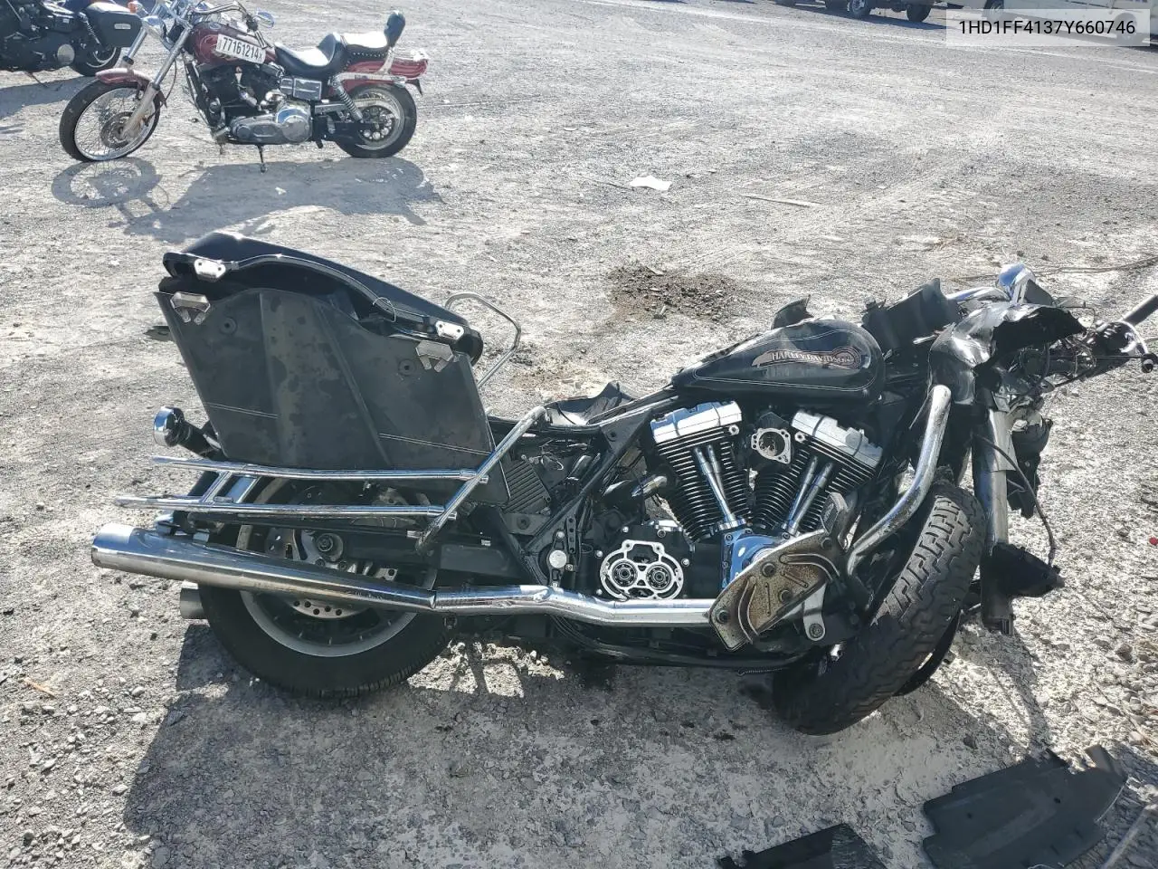 2007 Harley-Davidson Flht Classic VIN: 1HD1FF4137Y660746 Lot: 89094075