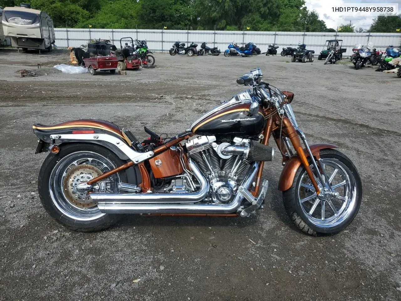 2008 Harley-Davidson Fxstsse2 105Th Anniversary Edition VIN: 1HD1PT9448Y958738 Lot: 60563895
