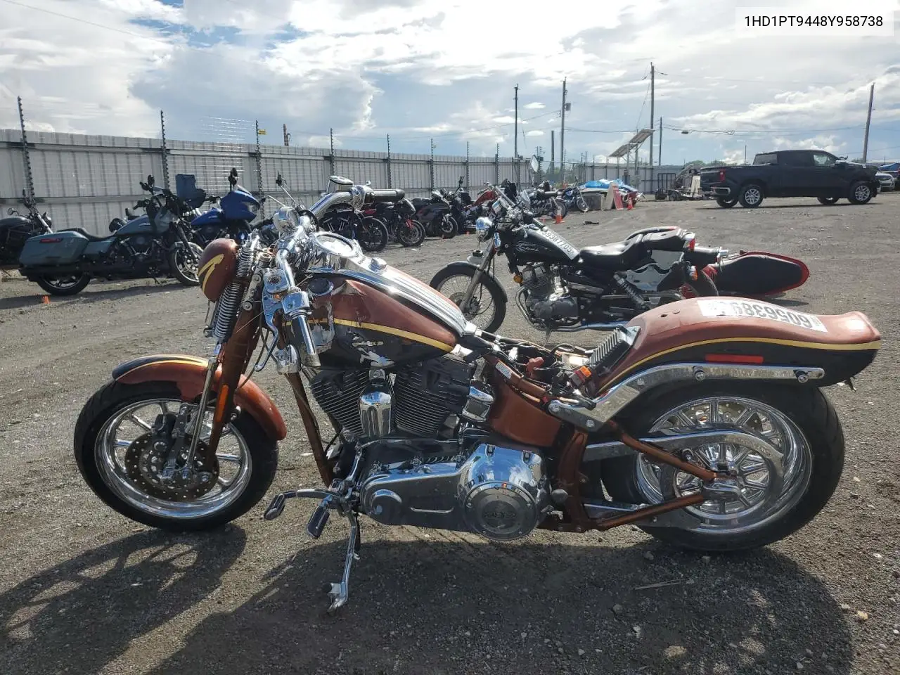 2008 Harley-Davidson Fxstsse2 105Th Anniversary Edition VIN: 1HD1PT9448Y958738 Lot: 60563895
