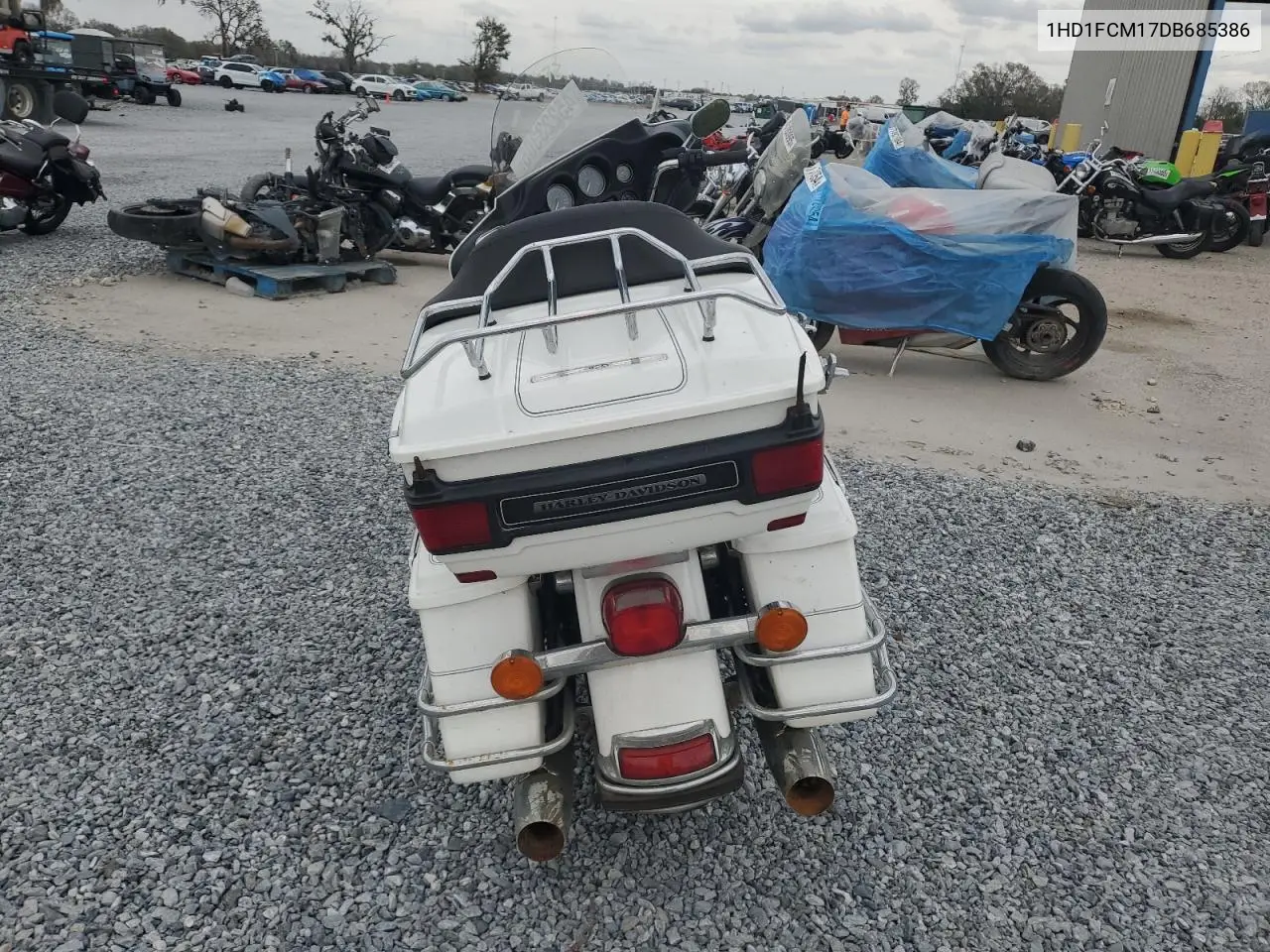 2013 Harley-Davidson Flhtcu Ultra Classic Electra Glide VIN: 1HD1FCM17DB685386 Lot: 45223305