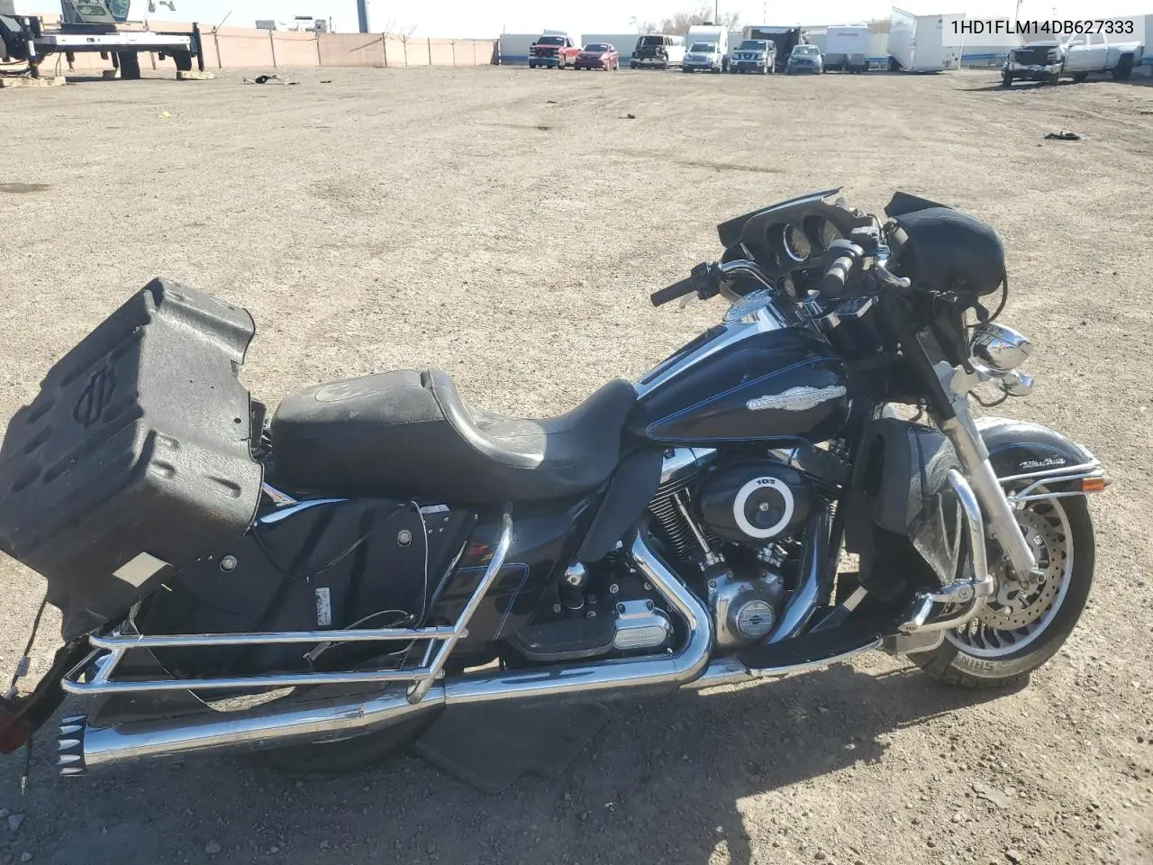 2013 Harley-Davidson Flhtcu Ultra Classic Electra Glide VIN: 1HD1FLM14DB627333 Lot: 48412595