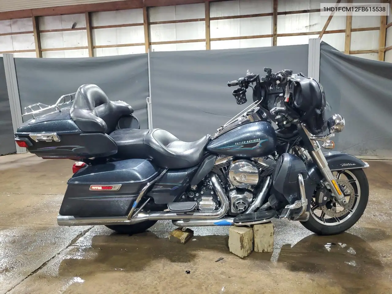 2015 Harley-Davidson Flhtcu Ultra Classic Electra Glide VIN: 1HD1FCM12FB615538 Lot: 61535575