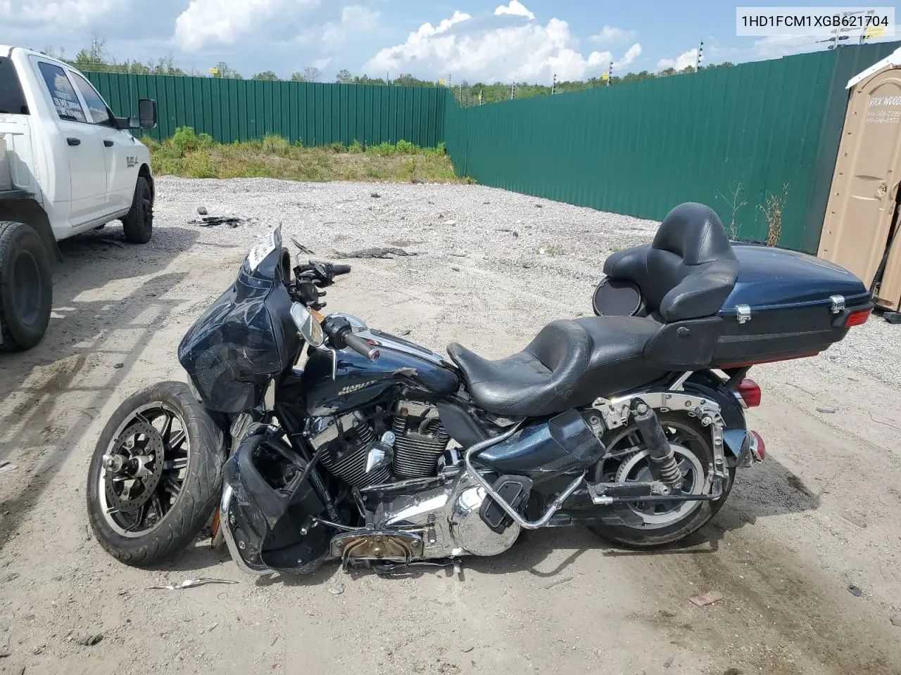 2016 Harley-Davidson Flhtcu Ultra Classic Electra Glide VIN: 1HD1FCM1XGB621704 Lot: 55493235