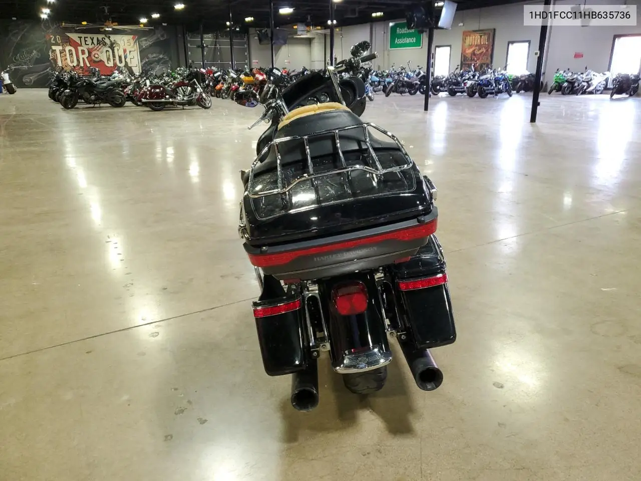 2017 Harley-Davidson Flhtcu Ultra Classic Electra Glide VIN: 1HD1FCC11HB635736 Lot: 54349265