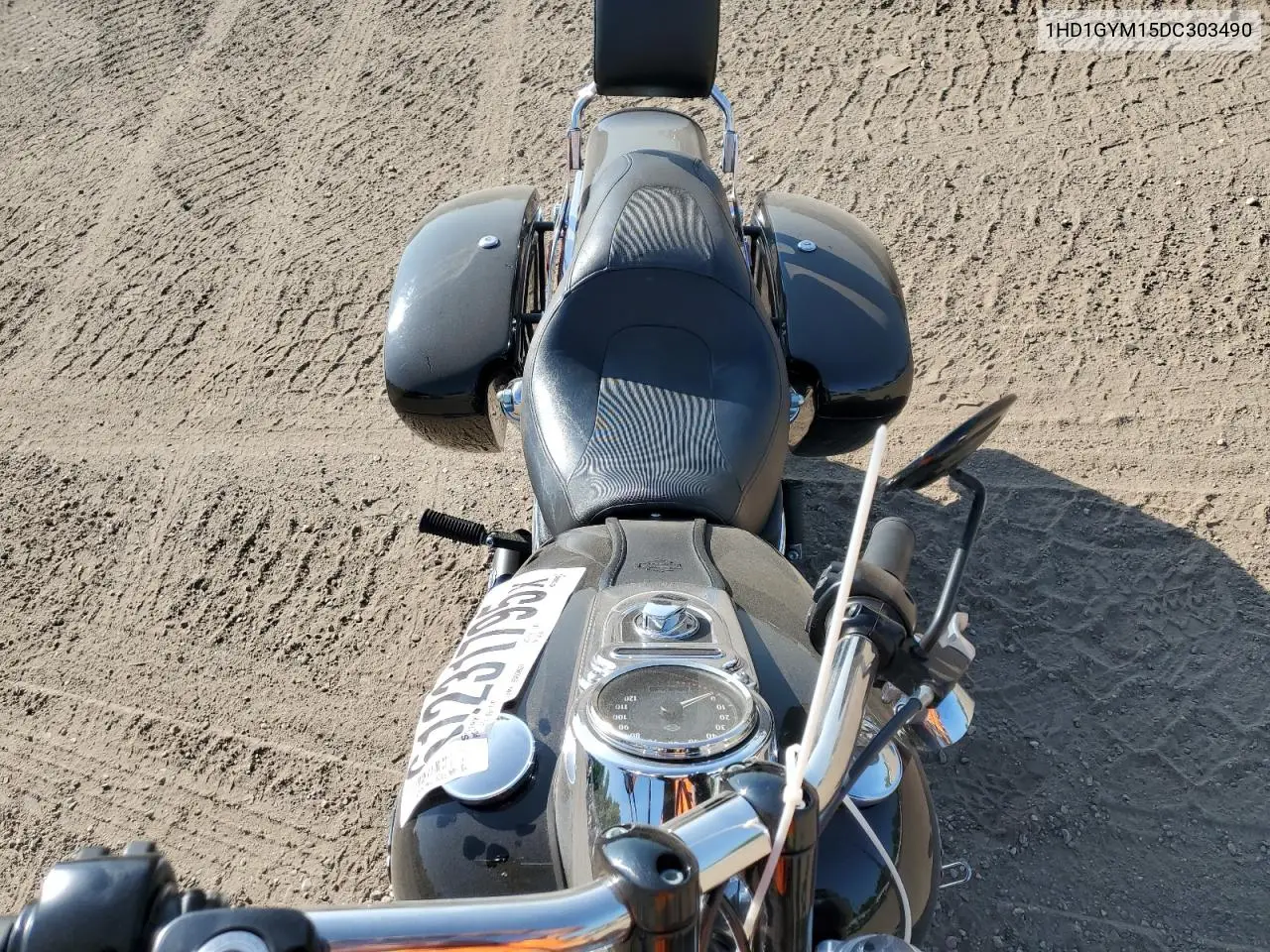 2013 Harley-Davidson Fxdf Dyna Fat Bob VIN: 1HD1GYM15DC303490 Lot: 61231795