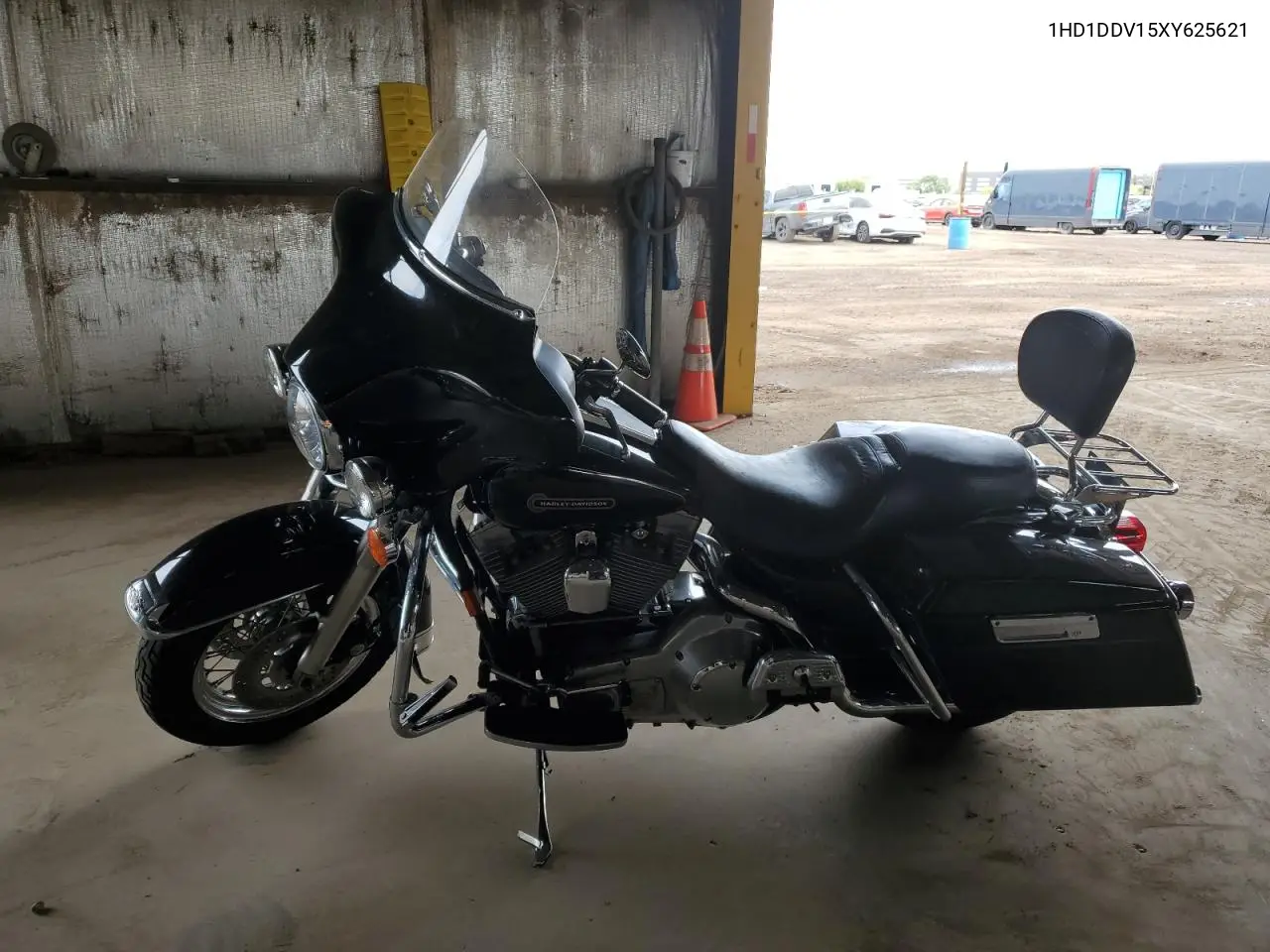 1999 Harley-Davidson Flht VIN: 1HD1DDV15XY625621 Lot: 52088195