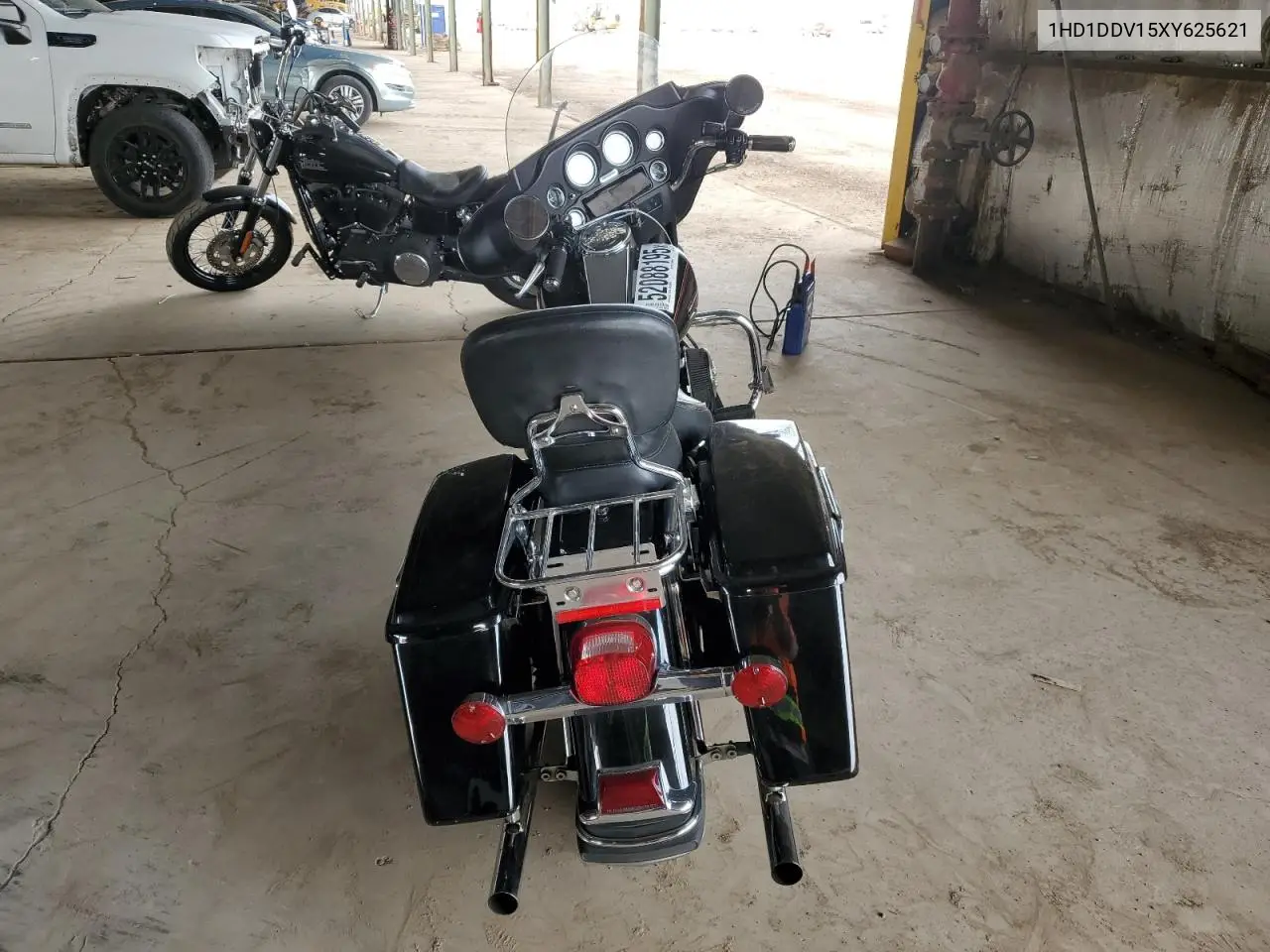 1999 Harley-Davidson Flht VIN: 1HD1DDV15XY625621 Lot: 52088195