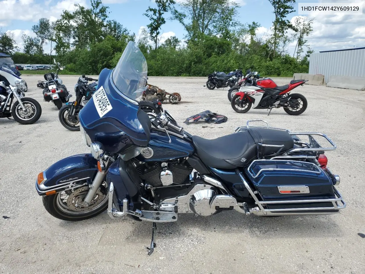 2002 Harley-Davidson Flhtcui VIN: 1HD1FCW142Y609129 Lot: 62754995