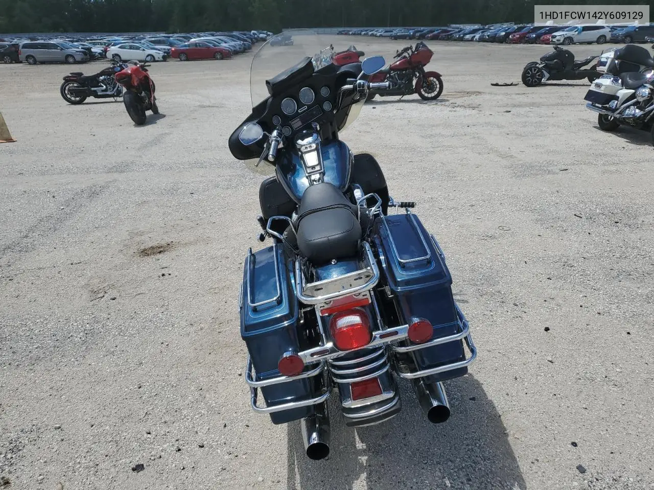 2002 Harley-Davidson Flhtcui VIN: 1HD1FCW142Y609129 Lot: 62754995