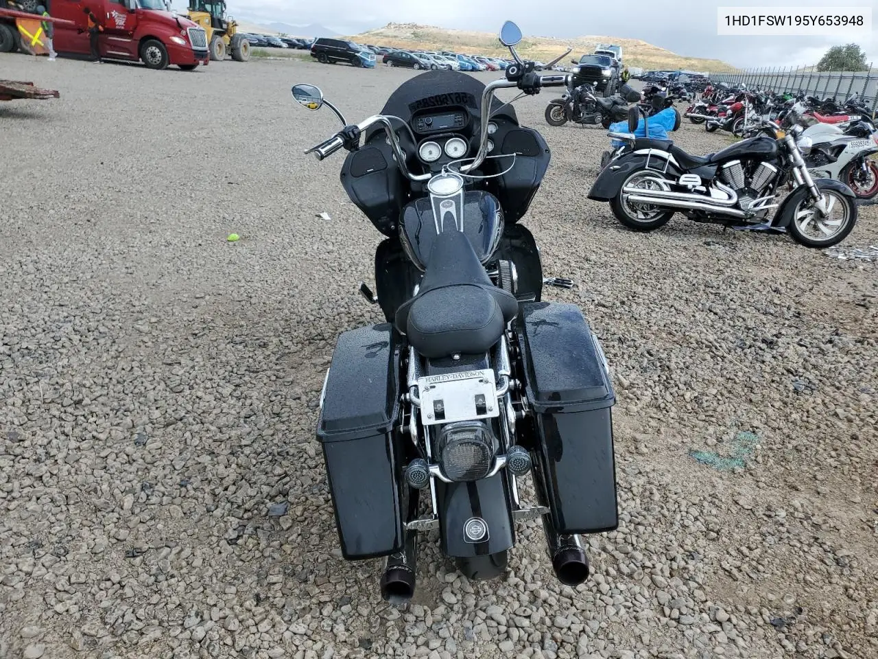 2005 Harley-Davidson Fltri VIN: 1HD1FSW195Y653948 Lot: 56760285