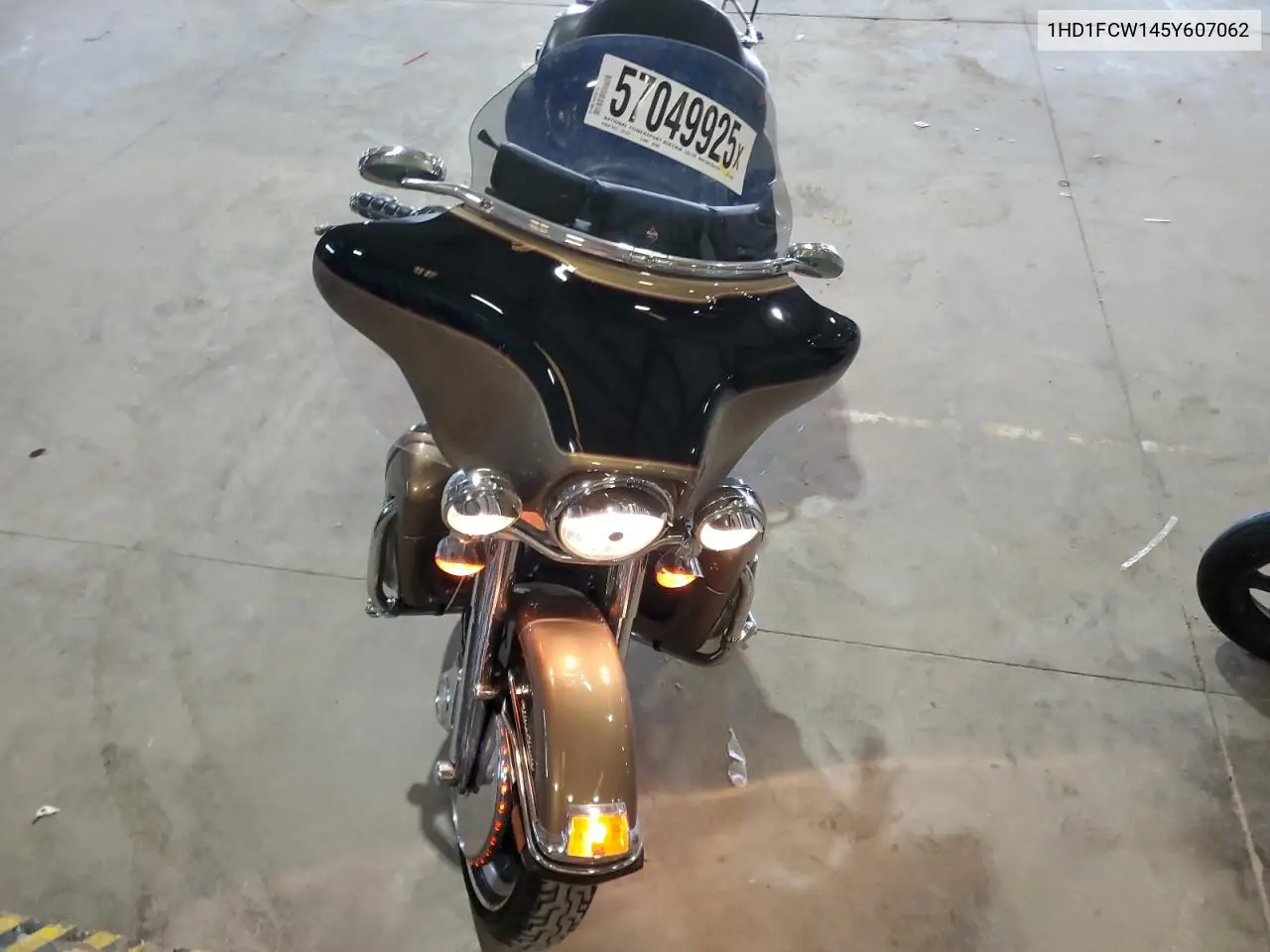 2005 Harley-Davidson Flhtcui VIN: 1HD1FCW145Y607062 Lot: 57049925