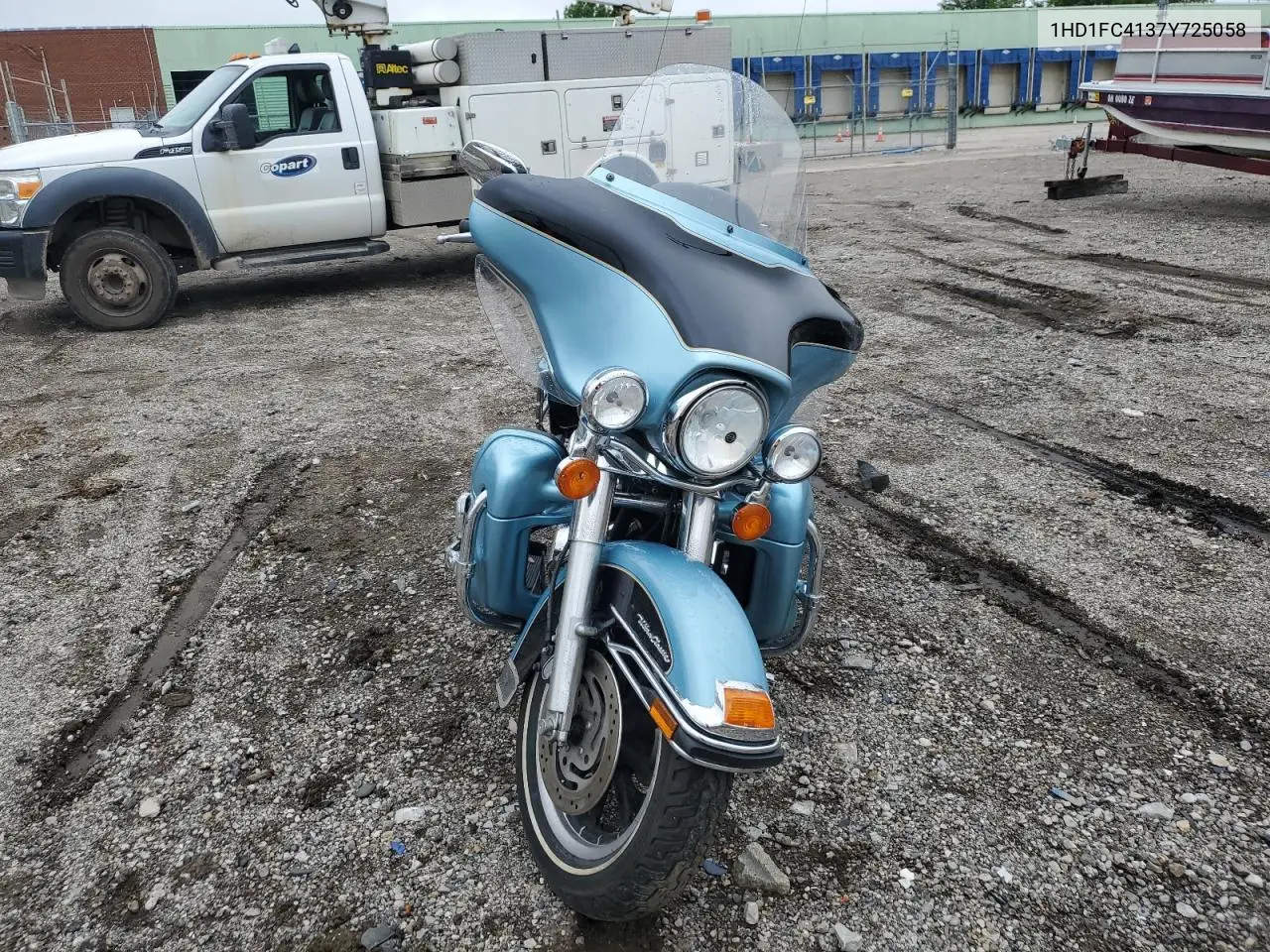 2007 Harley-Davidson Flhtcui VIN: 1HD1FC4137Y725058 Lot: 58732065