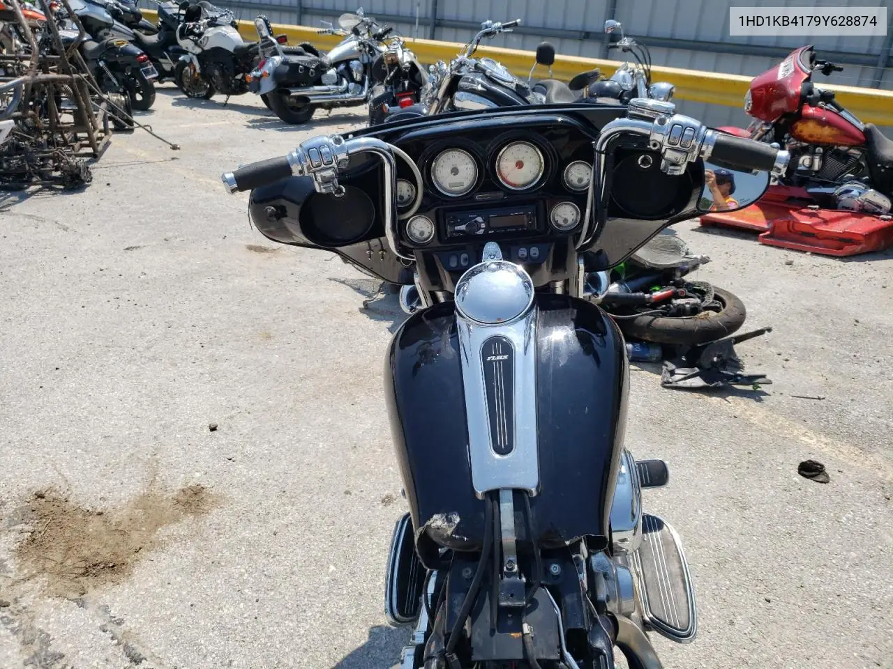 2009 Harley-Davidson Flhx VIN: 1HD1KB4179Y628874 Lot: 49509782