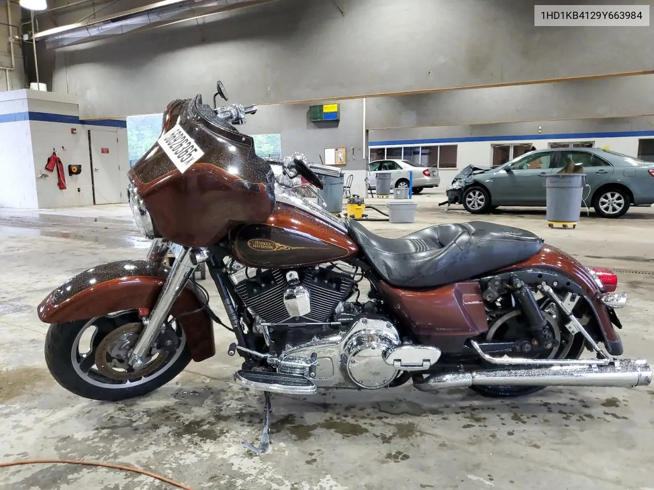 2009 Harley-Davidson Flhx VIN: 1HD1KB4129Y663984 Lot: 56926365