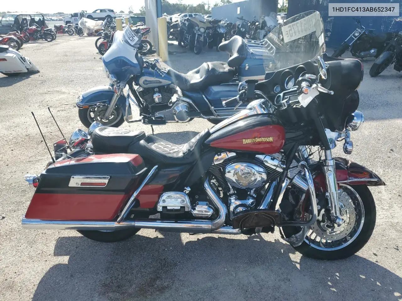2010 Harley-Davidson Flhtcu VIN: 1HD1FC413AB652347 Lot: 57051775