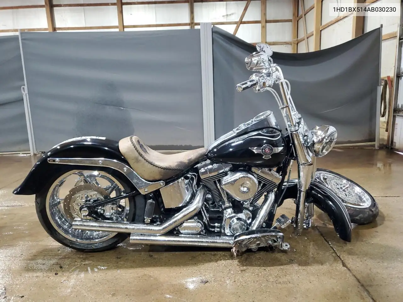1hd1bx514ab030230 1HD1BX514AB030230 2010 Harley-Davidson Flstf