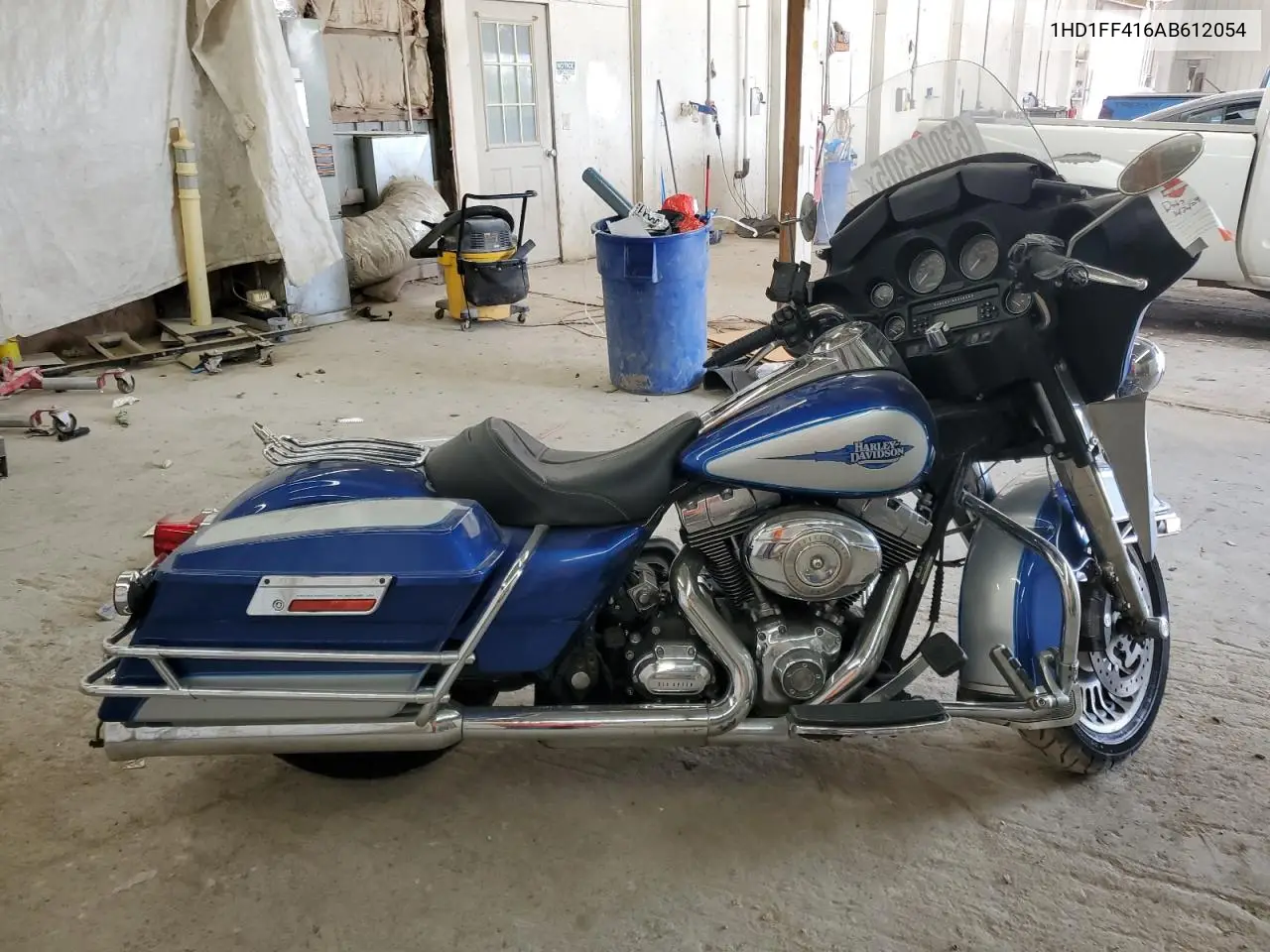 2010 Harley-Davidson Flhtc VIN: 1HD1FF416AB612054 Lot: 63004305