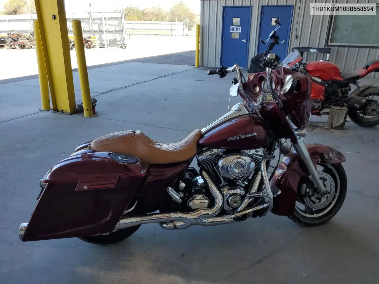 2011 Harley-Davidson Flhx VIN: 1HD1KBM10BB658694 Lot: 49920195