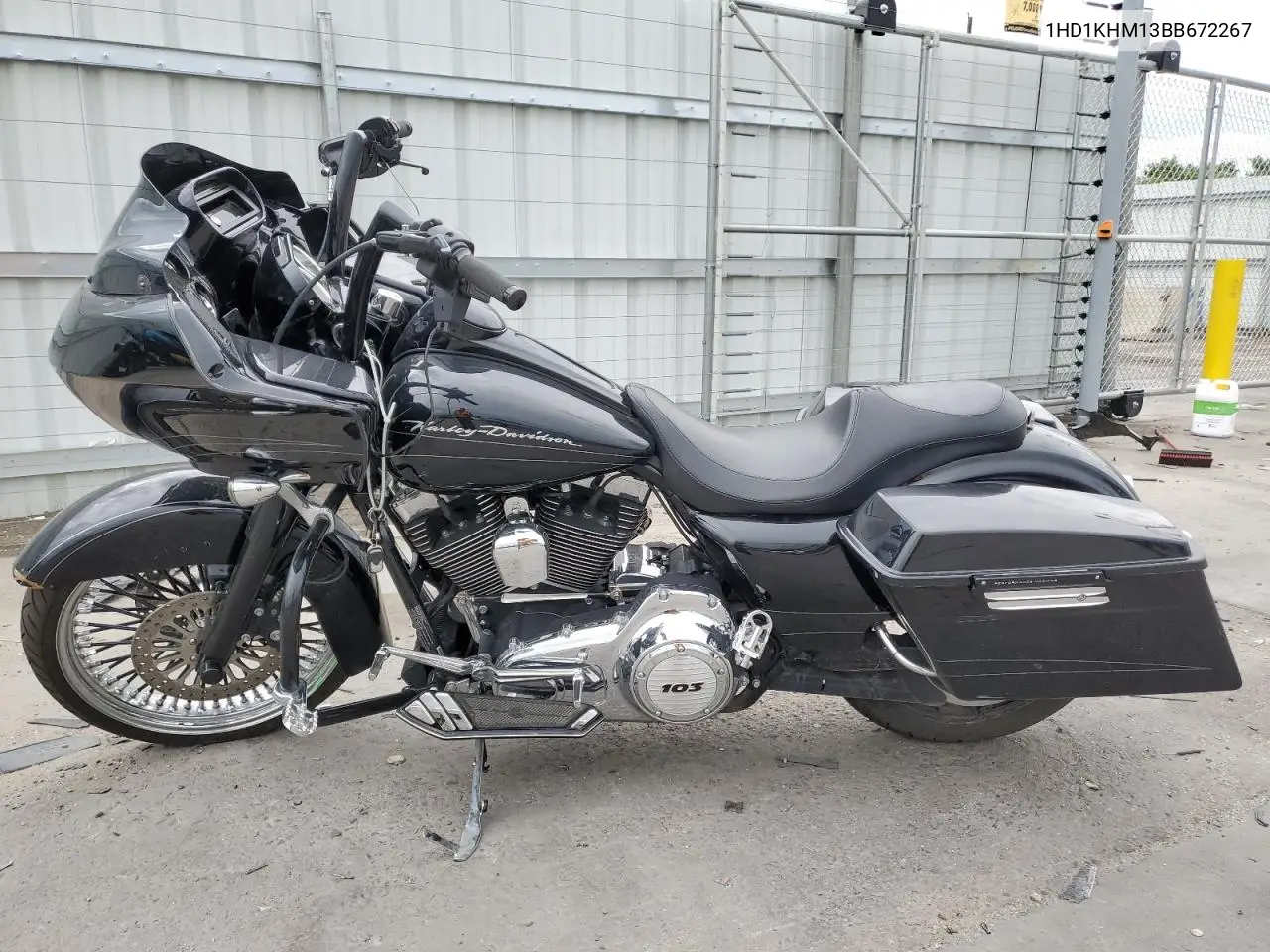 2011 Harley-Davidson Fltrx VIN: 1HD1KHM13BB672267 Lot: 61772055