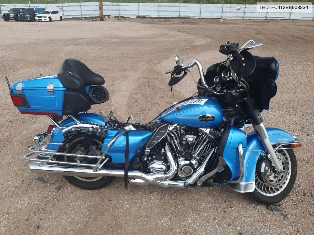 2011 Harley-Davidson Flhtcu VIN: 1HD1FC413BB608334 Lot: 62081185