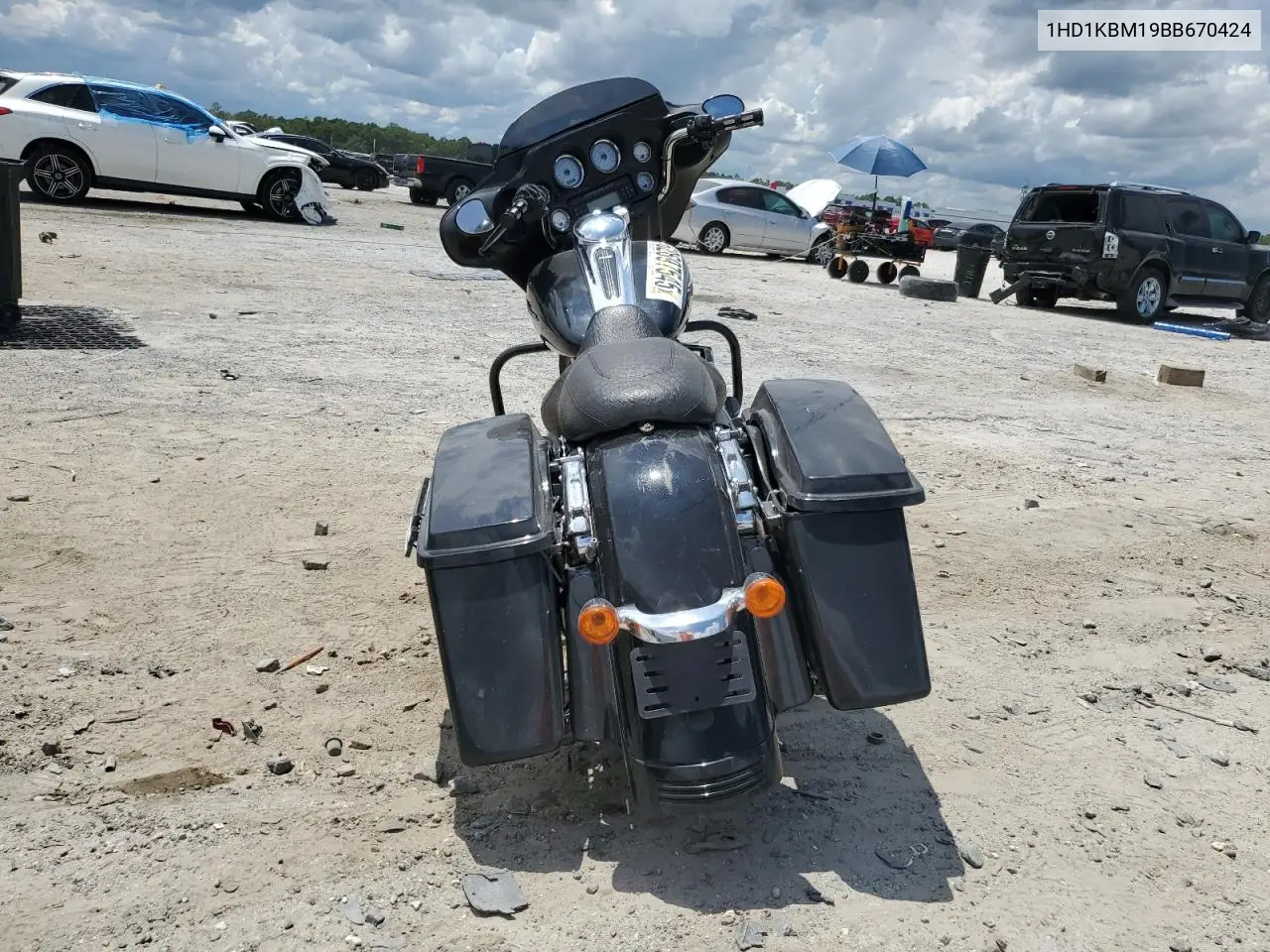 2011 Harley-Davidson Flhx VIN: 1HD1KBM19BB670424 Lot: 62697545