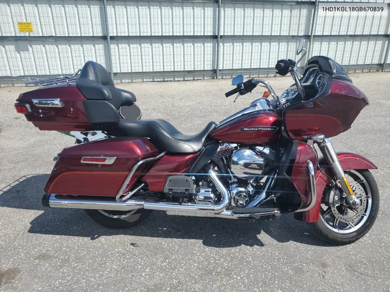 2016 Harley-Davidson Fltru VIN: 1HD1KGL18GB670839 Lot: 56320705