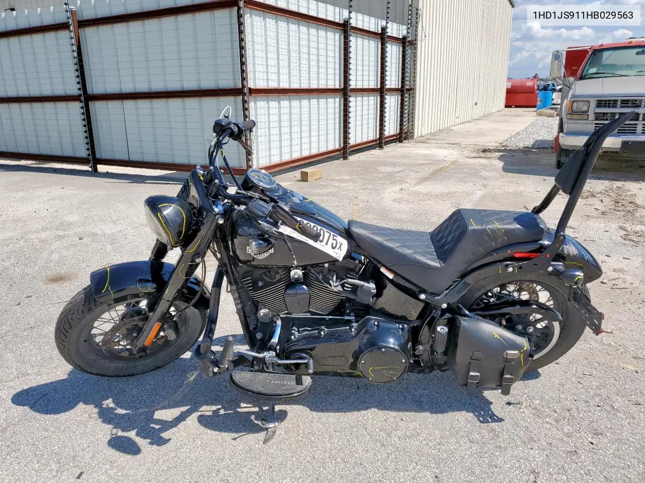 2017 Harley-Davidson Flss VIN: 1HD1JS911HB029563 Lot: 55822075
