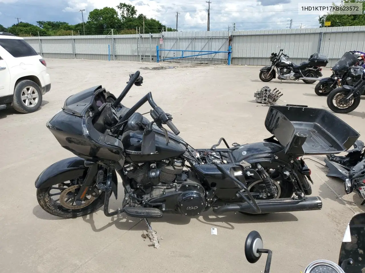 2019 Harley-Davidson Fltrxs VIN: 1HD1KTP17KB623572 Lot: 55949015