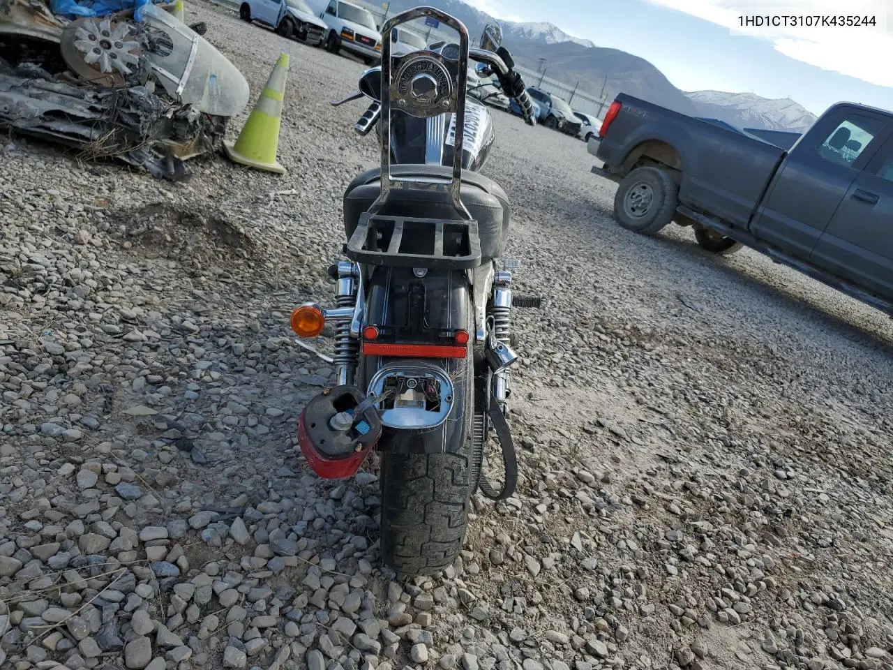 2007 Harley-Davidson Xl1200 C VIN: 1HD1CT3107K435244 Lot: 52896145