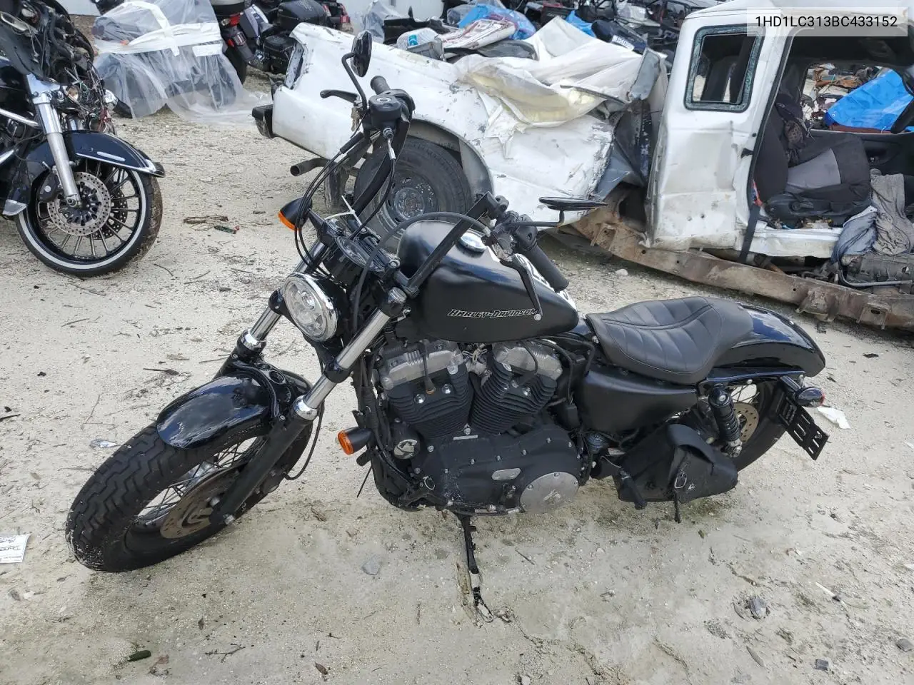 2011 Harley-Davidson Xl1200 X VIN: 1HD1LC313BC433152 Lot: 64457875
