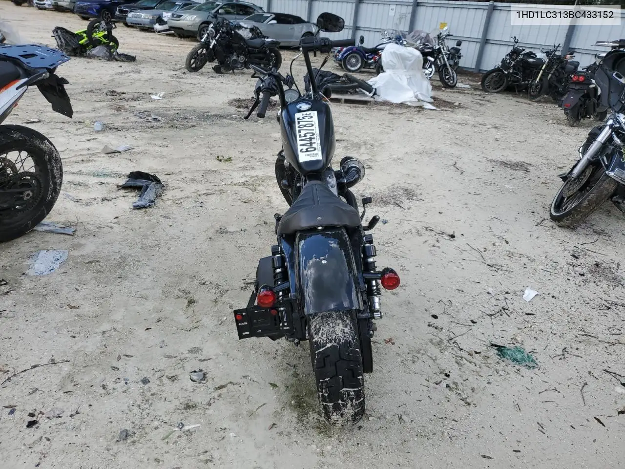 2011 Harley-Davidson Xl1200 X VIN: 1HD1LC313BC433152 Lot: 64457875