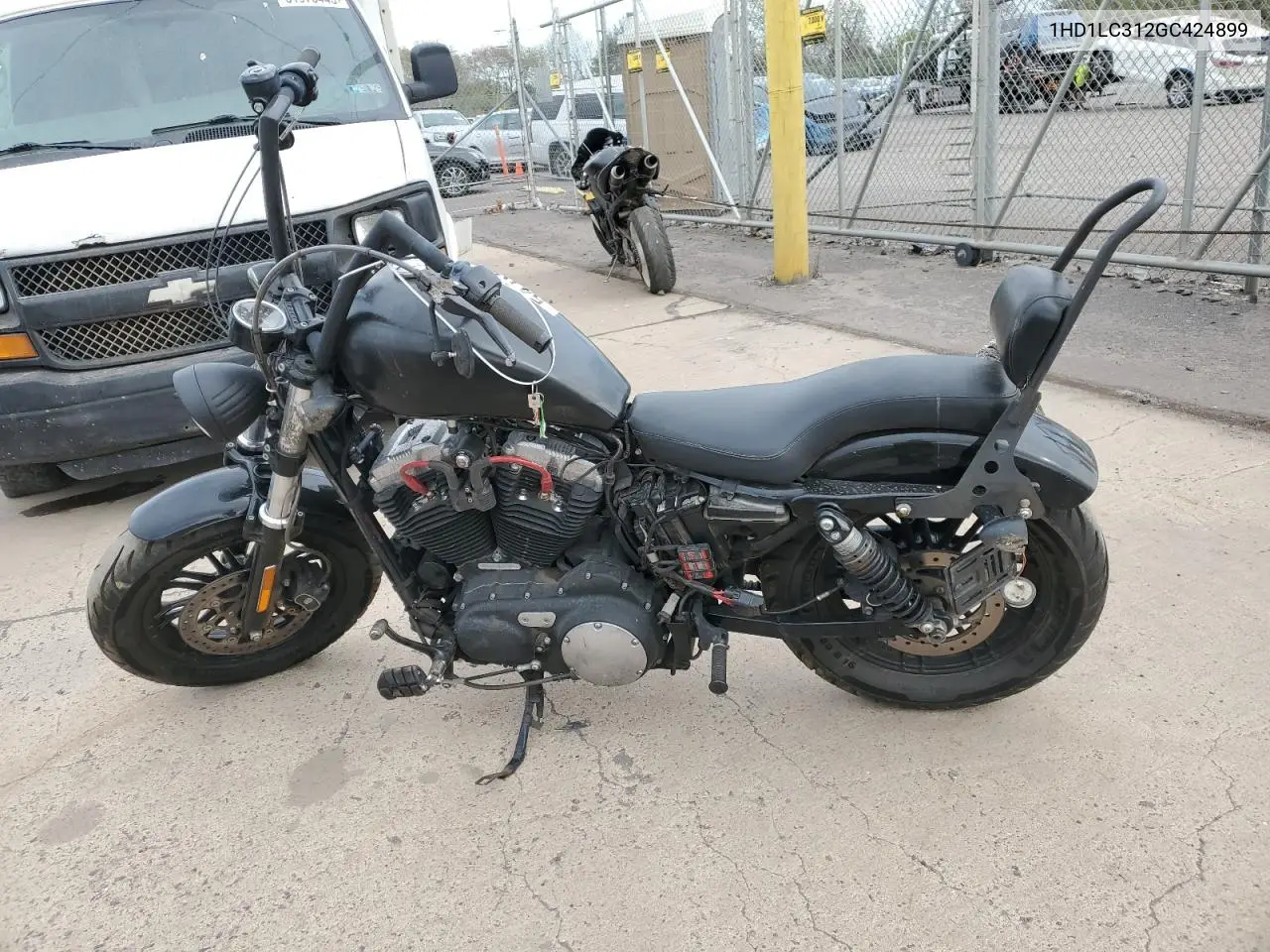 2016 Harley-Davidson Xl1200 Forty-Eight VIN: 1HD1LC312GC424899 Lot: 54188655