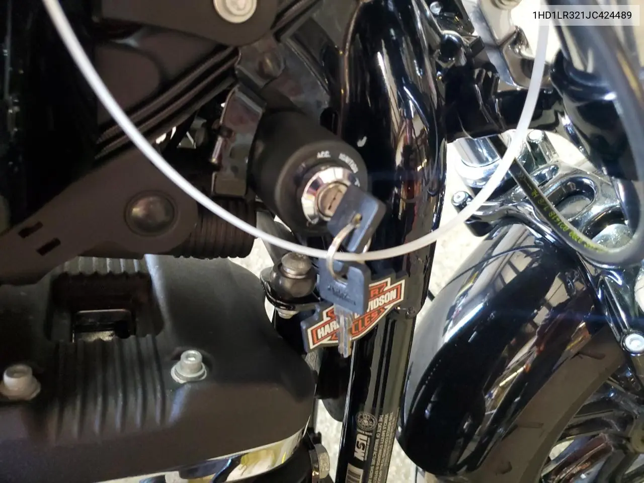 2018 Harley-Davidson Xl1200 Xs VIN: 1HD1LR321JC424489 Lot: 64120965