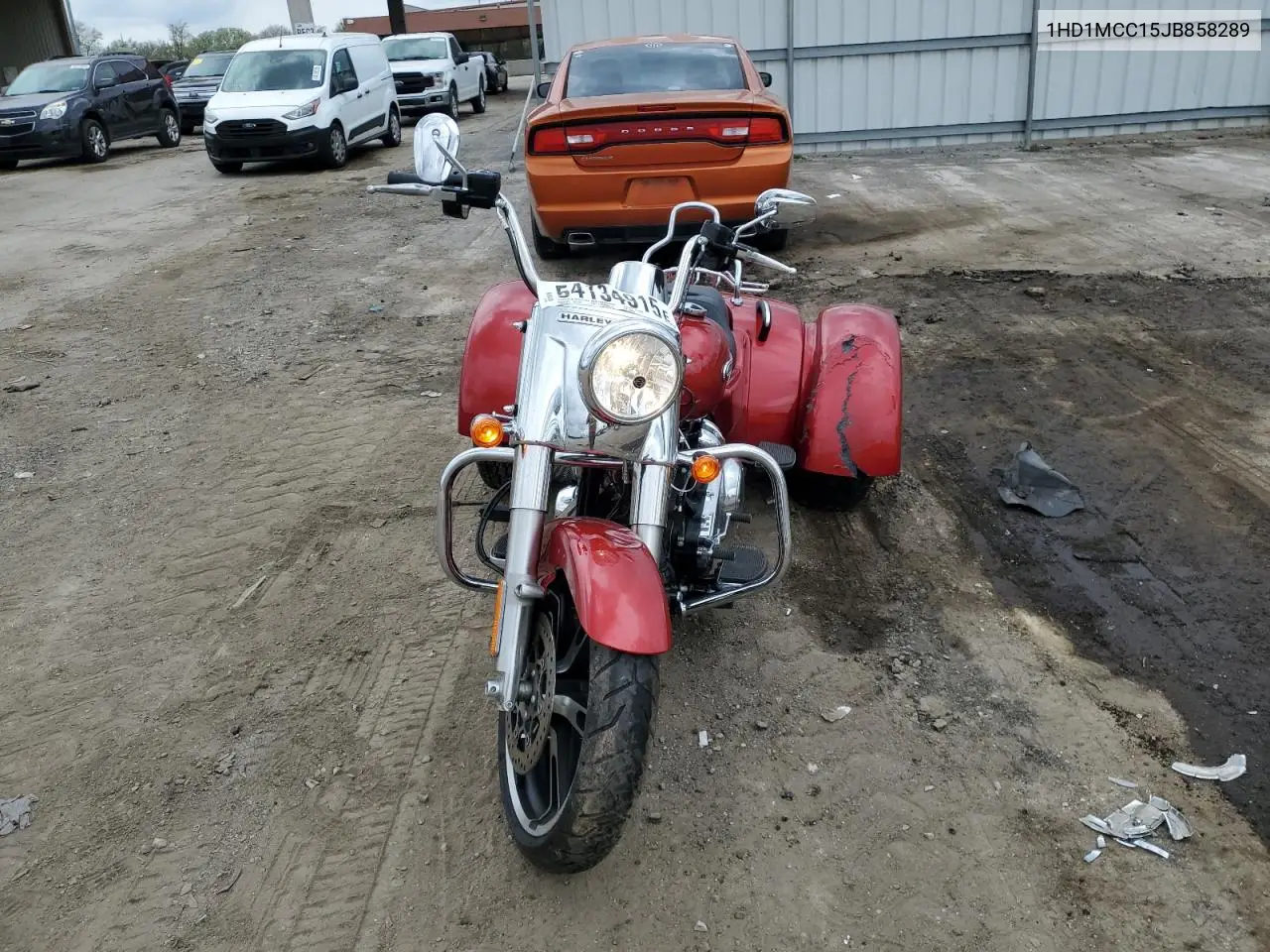 2018 Harley-Davidson Flrt Free Wheeler VIN: 1HD1MCC15JB858289 Lot: 54134915
