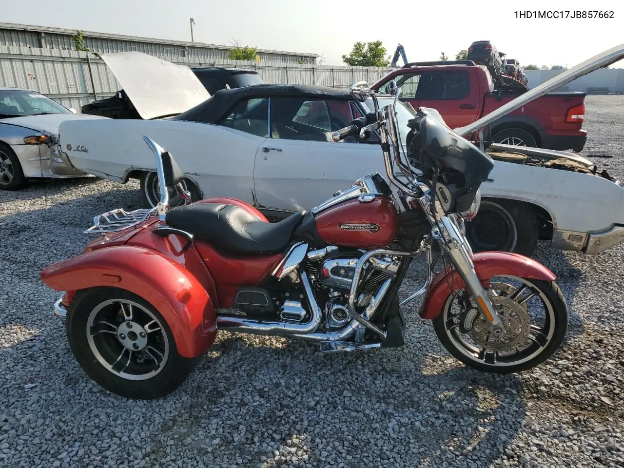 2018 Harley-Davidson Flrt Free Wheeler VIN: 1HD1MCC17JB857662 Lot: 60302785