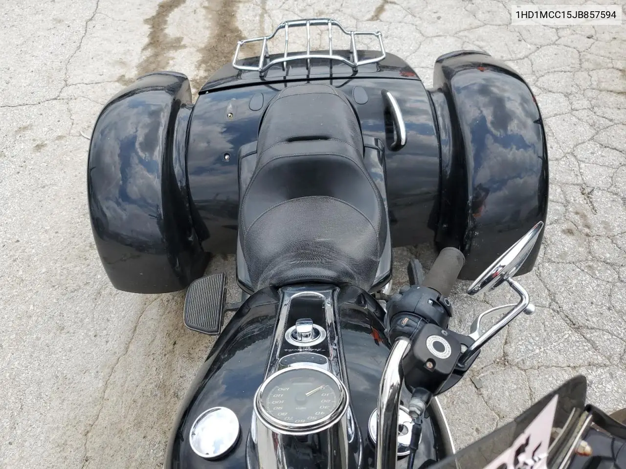 2018 Harley-Davidson Flrt Free Wheeler VIN: 1HD1MCC15JB857594 Lot: 65069135
