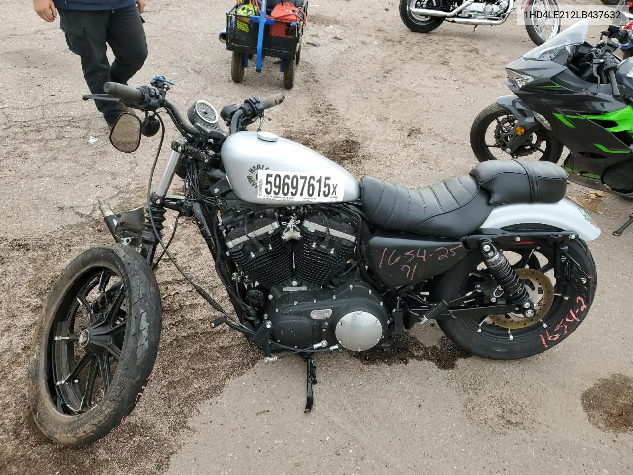 2020 Harley-Davidson Xl883 N VIN: 1HD4LE212LB437632 Lot: 59697615