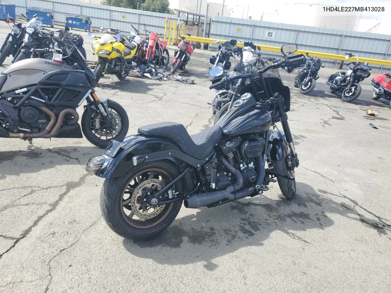 2021 Harley-Davidson Xl883 N VIN: 1HD4LE227MB413028 Lot: 49502055