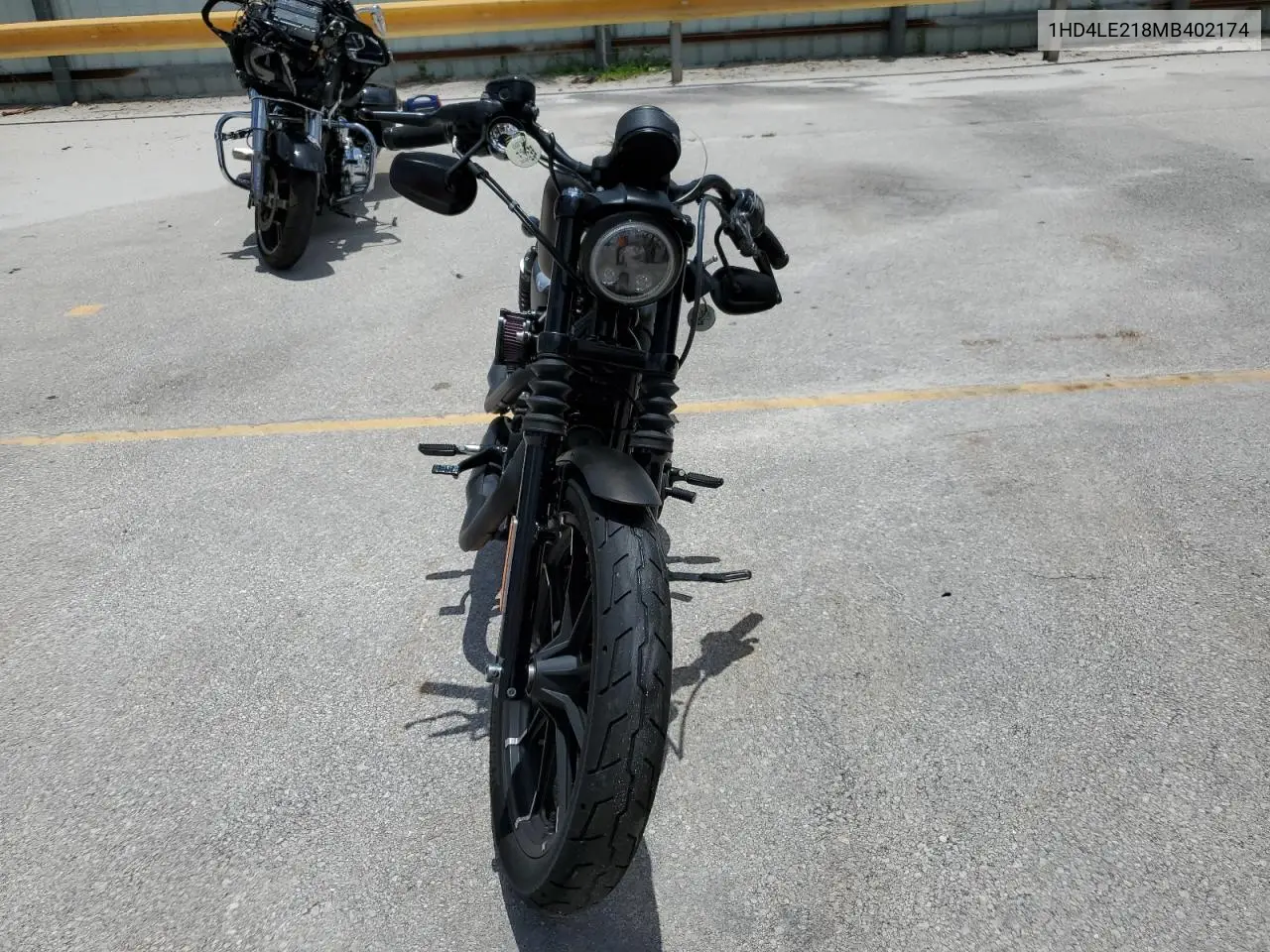 2021 Harley-Davidson Xl883 N VIN: 1HD4LE218MB402174 Lot: 60704315