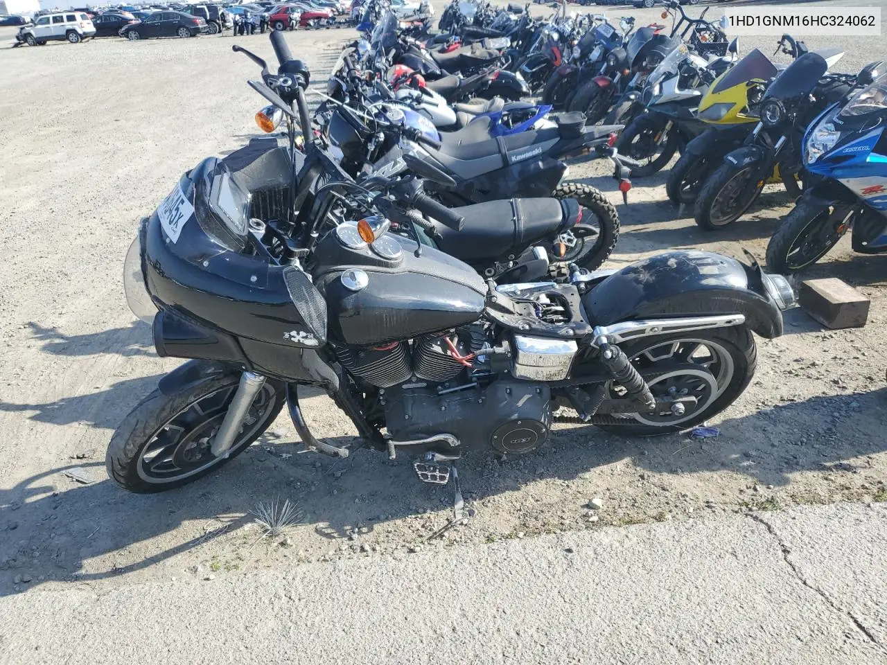 2017 Harley-Davidson Fxdl Dyna Low Rider VIN: 1HD1GNM16HC324062 Lot: 54054645