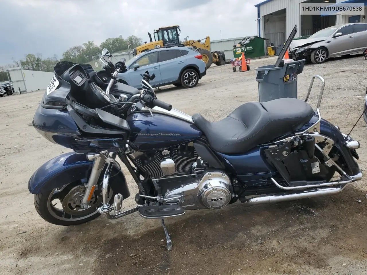 2013 Harley-Davidson Fltrx Road Glide Custom VIN: 1HD1KHM19DB670638 Lot: 56899635
