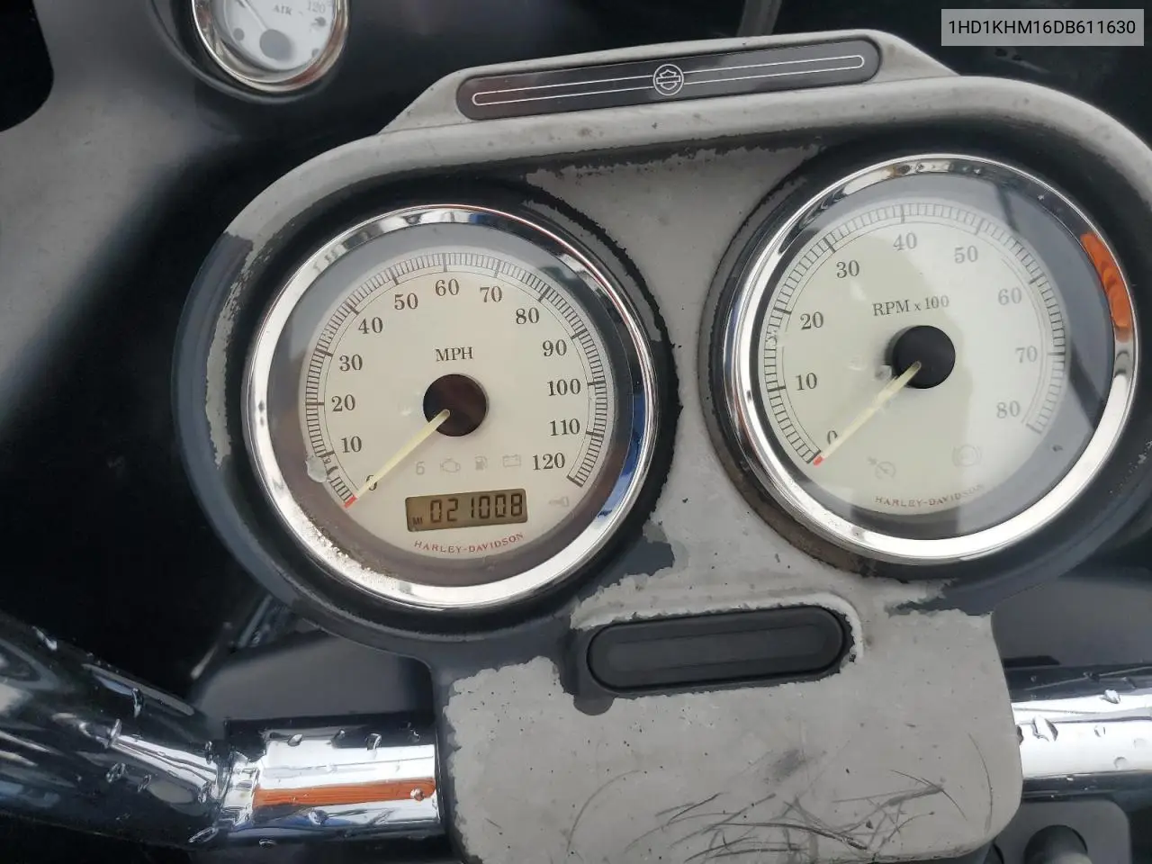 2013 Harley-Davidson Fltrx Road Glide Custom VIN: 1HD1KHM16DB611630 Lot: 61730615