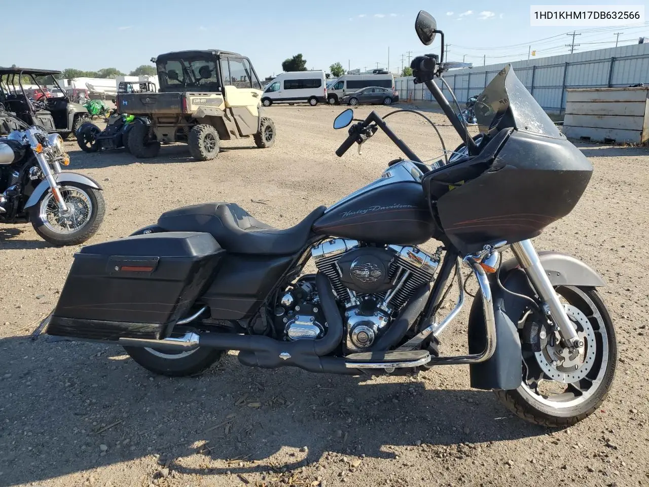 2013 Harley-Davidson Fltrx Road Glide Custom VIN: 1HD1KHM17DB632566 Lot: 63679905