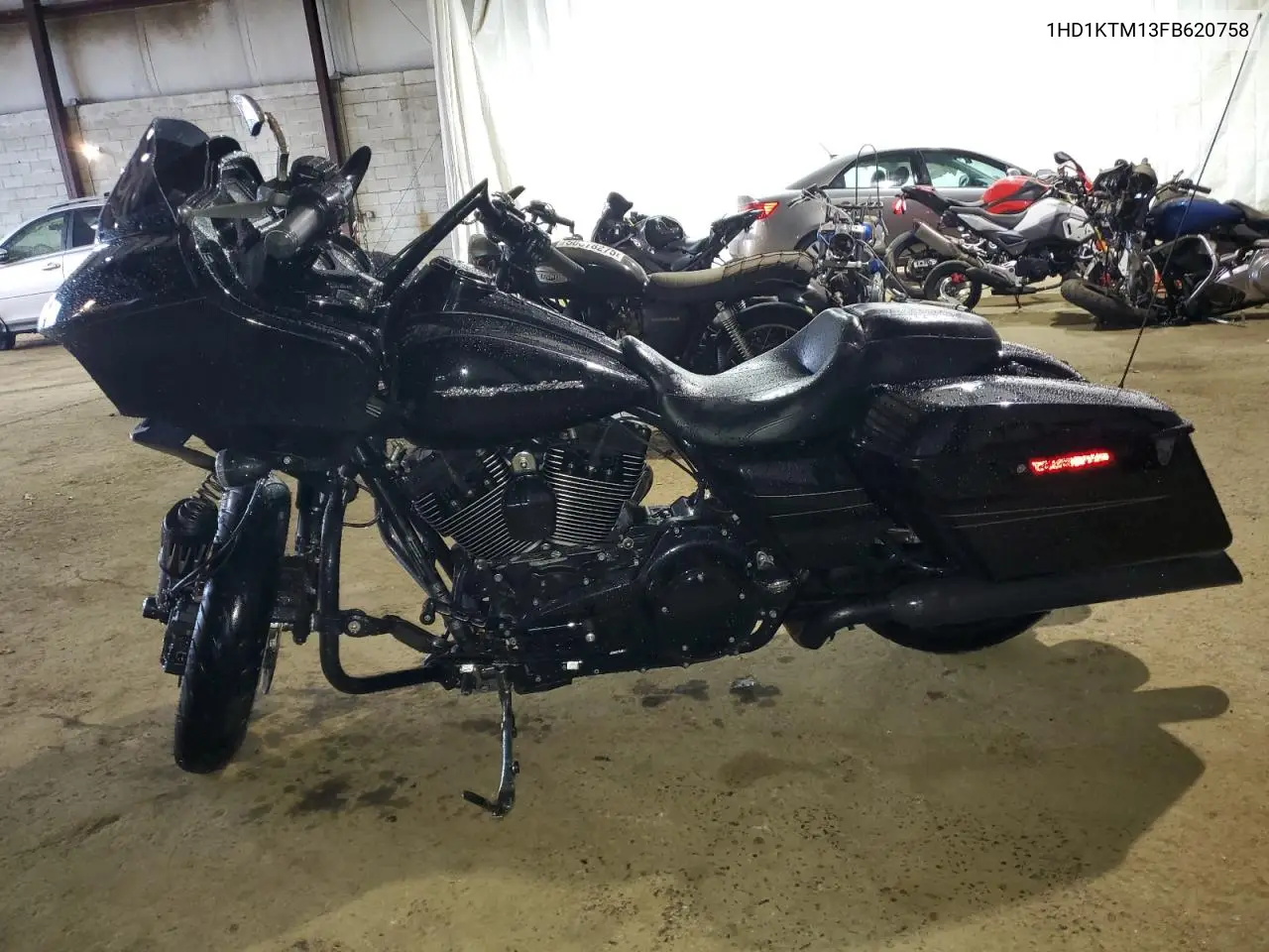 2015 Harley-Davidson Fltrxs Road Glide Special VIN: 1HD1KTM13FB620758 Lot: 51629005